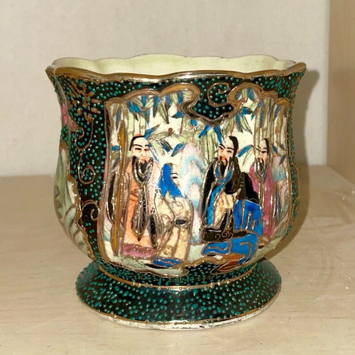 Satsuma vase handmade authentic Japanese, like new