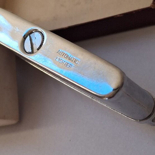 Mobil De Iixe lighter retro, like new