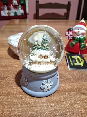 Christmas decoration set with snow globe and snowman new