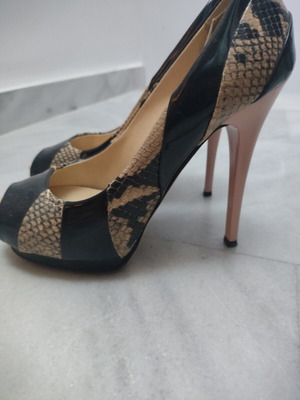 Giuseppe Zanotti γόβες 37,5, μαύρο και μπεζ δέρμα