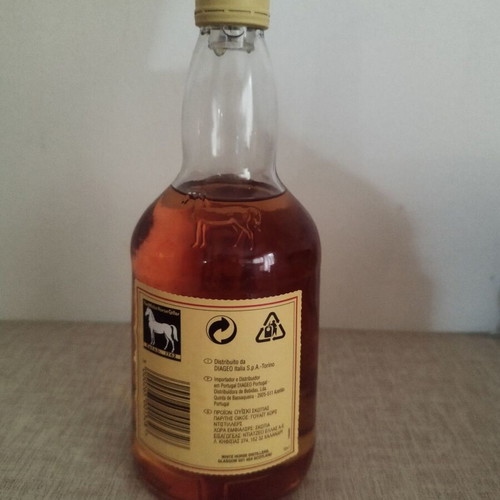 White Horse Scotch Whisky sealed, 700ml, no box, 10 years old