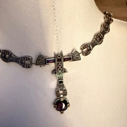 Etalon Jenavi jewelry new, brown and silver, belt and necklace
