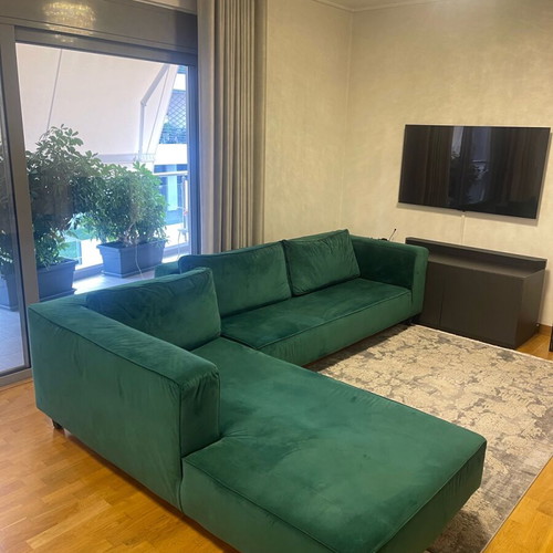 Corner sofa like new, custom made, 3m x 2m, stain-resistant fabric