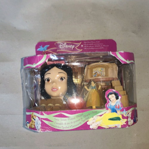 Disney Princess Snow White Poly Pocket Collectible Set New