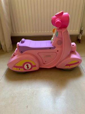 Pink children's scooter with sounds - scooter pink Fisher Price Laugh & Learn Smart Stages Scooter Pink
