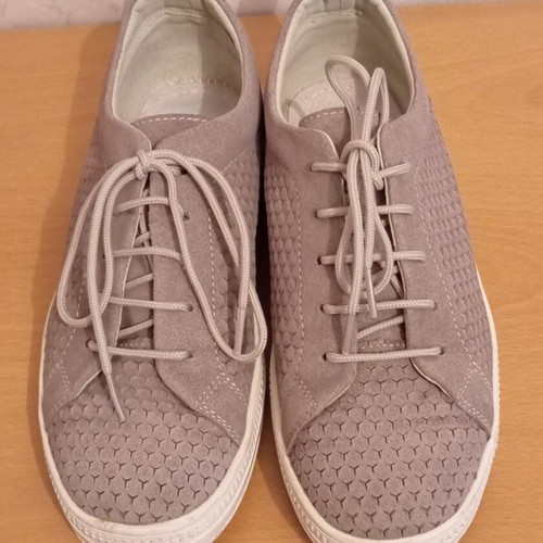 Women's suede sneakers size 37 like new, gray