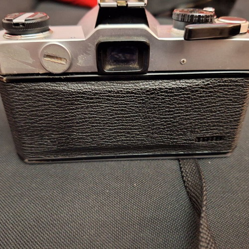 Fujica camera used with leather case