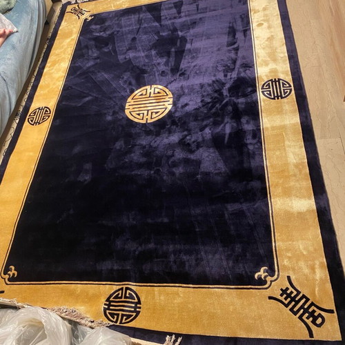 Silk Handmade Rug like new, 2x3 meters, Chinese traditional design