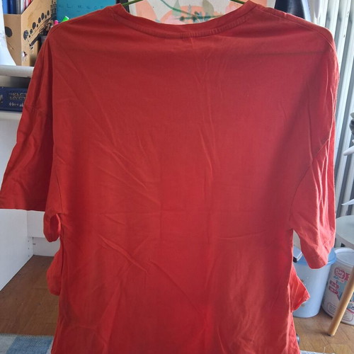 H&M oversized T-shirt used, red with ruffles