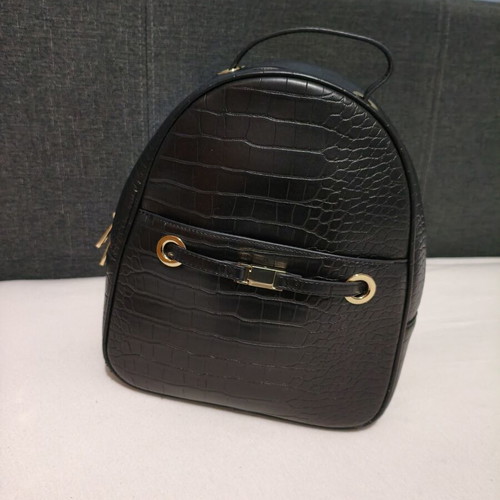 Zara backpack medium size black like new