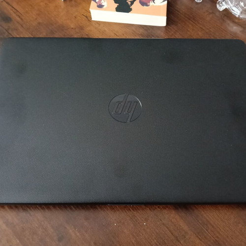 HP Laptop 15-rb0xx like new