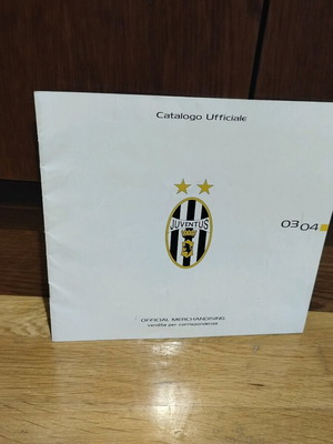 Juventus 2004 product catalog used, authentic