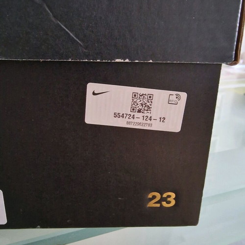Air Jordan 1 Mid sneakers like new, size 46, colorful
