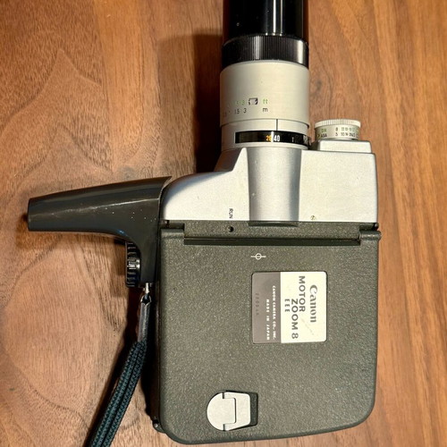 Vintage camera Canon Motor Zoom 8 EEE used, antique collectible model 1962