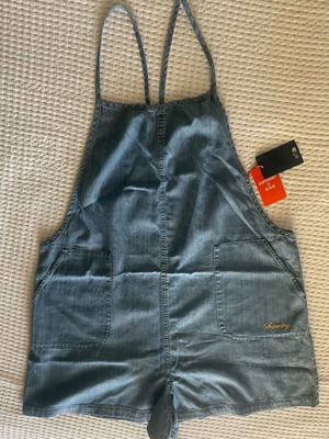 Superdry ολοκαίνουργια denim σαλοπέτα/jumpsuit