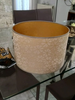 Lamp shade like new