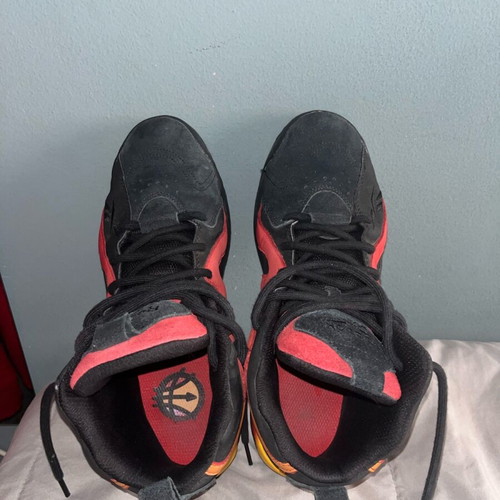 Reebok Kamikaze 2 Lava athletic shoes like new, multicolor, size 44.5