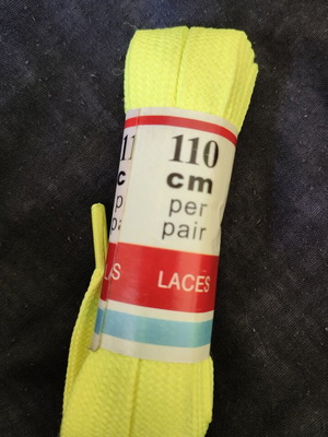 Shoelaces 110cm pair new, light green