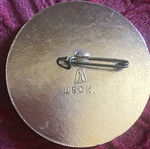 Lapel pin like new
