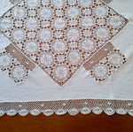 Λινό καρέ μεταχειρισμένο με δαντέλα 85x82cm