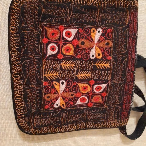 Ethnic Handmade Embroidered Fabric Crossbody Bag like new, 24×21 cm
