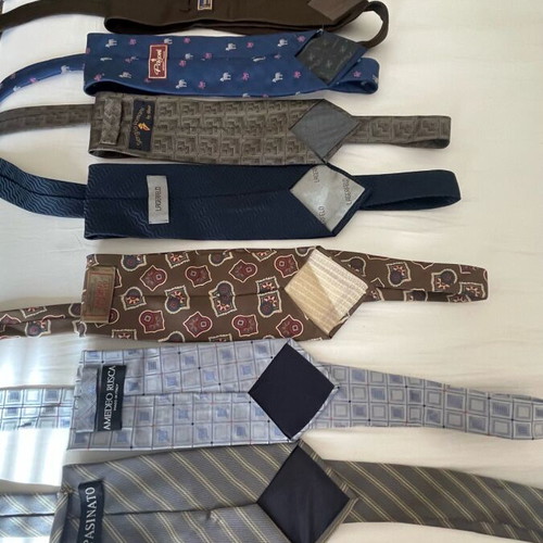 Branded men's ties like new, rich collection