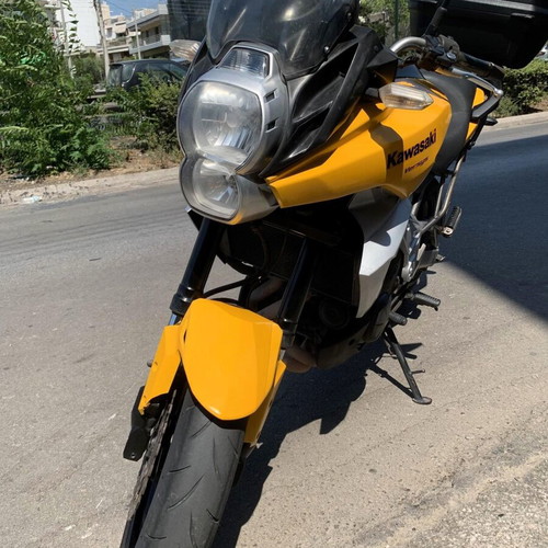 Kawasaki Versys 650 ABS 2010 used with top case and excellent engine