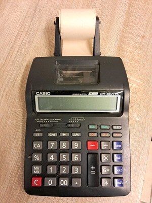 Αριθμομηχανή Casio μεταχειρισμένη σε καλή κατάσταση