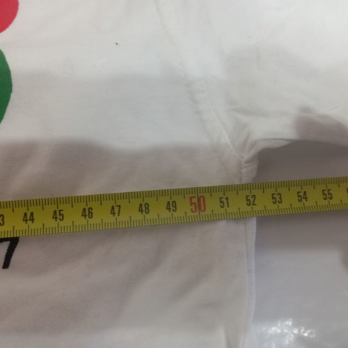 Mako women's t-shirt Avitano size L like new, white with chest design
