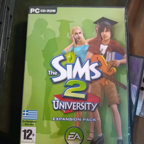 Sims 13 games used, pack including Sims 3