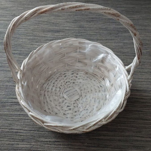 Wicker basket like new, diameter 30cm, depth 10cm