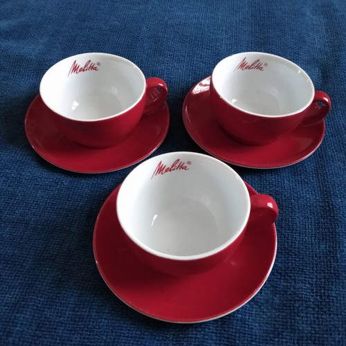 Coffee or tea cups set of 3 red and white Melitta like new