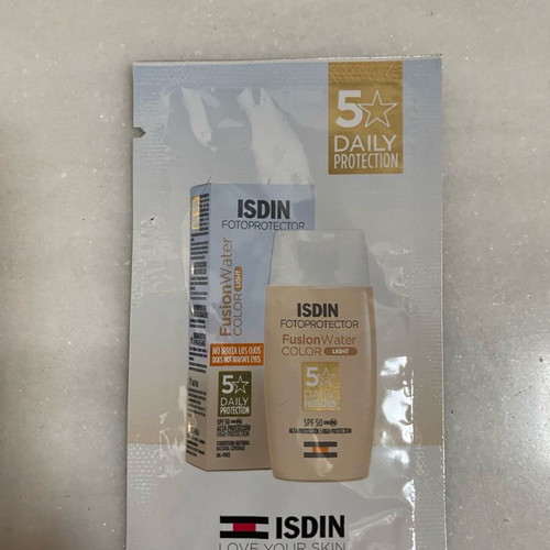 Isdin Fotoprotector Fusion Water Face Sunscreen SPF50 with Color 2ml new