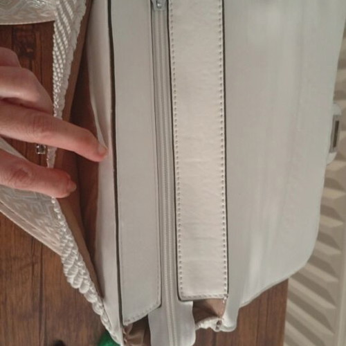 Crossbody bag with strap, white