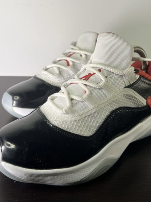 Jordan 11 CMFT Low sneakers youth US 5.5Y EU 38