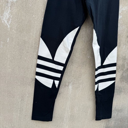Adidas legging used, size M, black and white