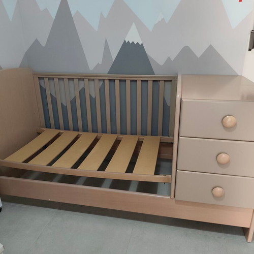 Asterias Bebe Multifunctional Bed used with mattress and drawers
