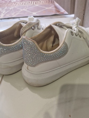 Women's sneakers with rhinestones, size 41, white
