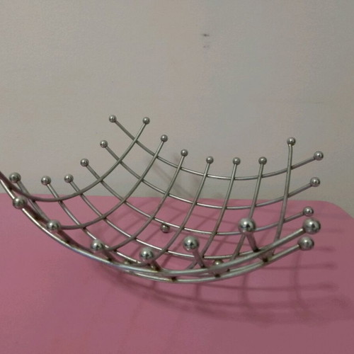 Metal Fruit Bowl Elegant like new, zinc alloy 30x30 cm