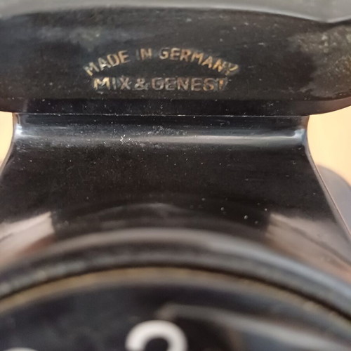 German Mix & Genest Telephone used, bakelite Siemens 1960s