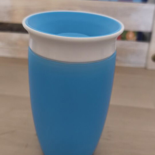 Little Sunshine Silicone Toddler Cup like new, spill-proof