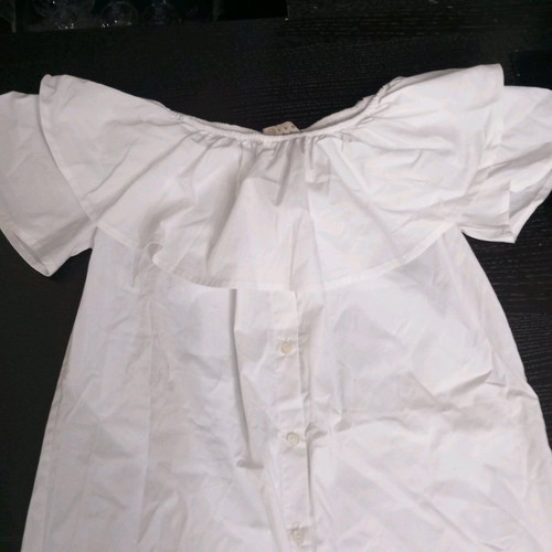 Women's white short-sleeve shirt like new
