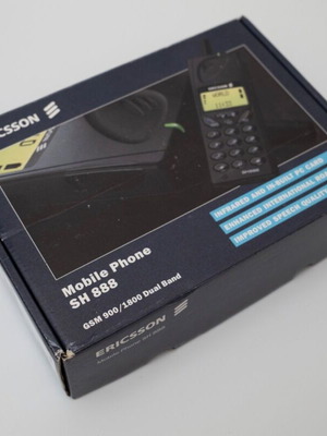 Ericsson SH888 mobile phone used, black, boxed