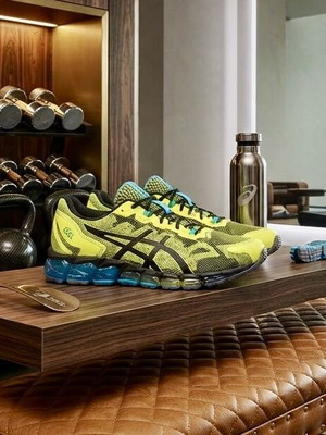 ASICS GEL-Quantum 360 VI sneakers, Safety Yellow/Electric Blue, US 9 EU 42.5