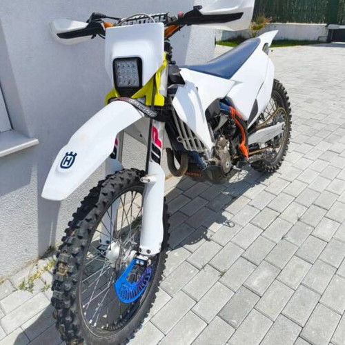 Husqvarna FC 250 2019 motocross used with tuning parts and documents