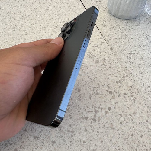 iPhone 13 Pro like new, black, 128GB, 20+ MP camera