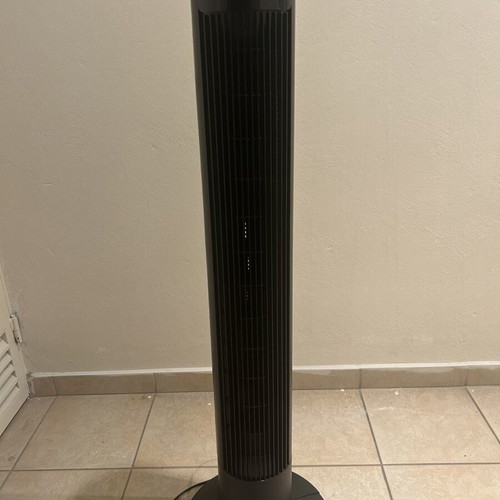 Rohnson Tower Fan like new, powerful and quiet
