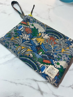 Bleecker & Love toiletry bag used, blue and orange, 25x18 cm