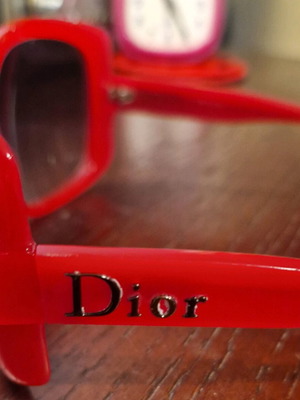 Dior γυαλιά ηλίου σαν καινούργια, κόκκινα με ντεγκραντέ φακούς