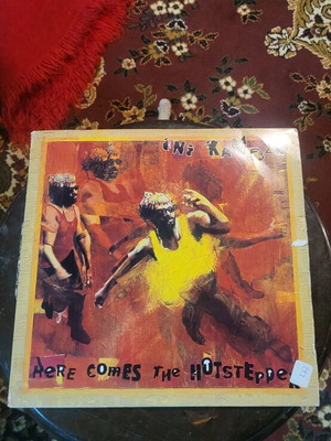 Vinyl Here Comes the Hotstepper Ini Kamoze used, folk
